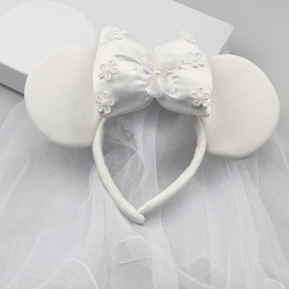 Bridal Veil Headband Mouse Ear Bow Flowers Wedding Bachelorette Jewelry - Picture 4 of 7